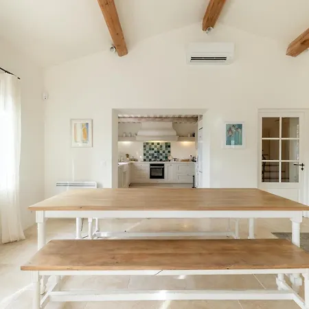 Holiday home La Belle Echappee With Pool In *